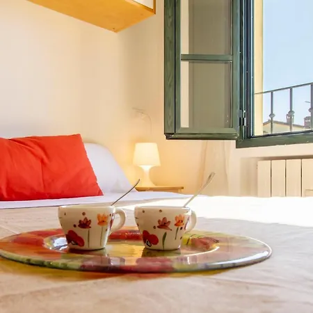 Le Farsiche - Poppy's Apartment